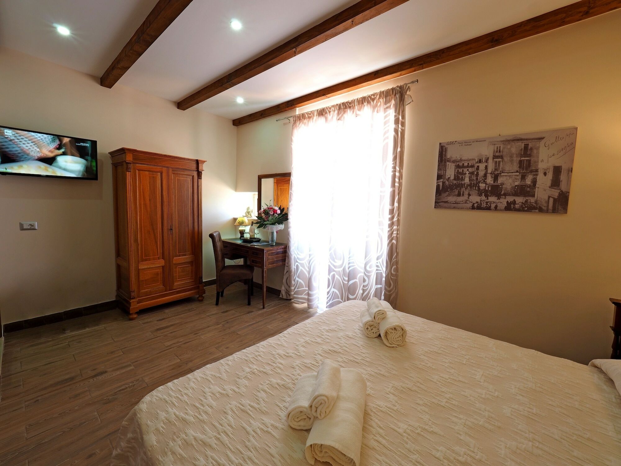 Lorylu Hotel โตรเปอา ภายนอก รูปภาพ